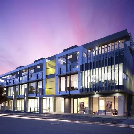 Caroline Serviced Apartments Brighton-3